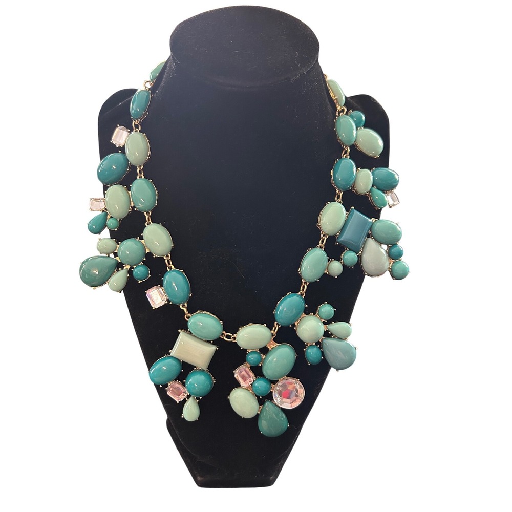 Charming Charlie Teal‎ Aqua Green Statement Bib Necklace Gold Tone Rhinestone.